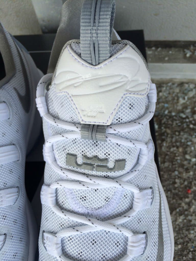 Nike LeBron 13 Low White/Silver 831925-100 (9)