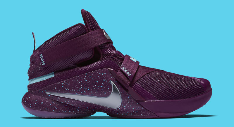 lebron soldier 9 flyease