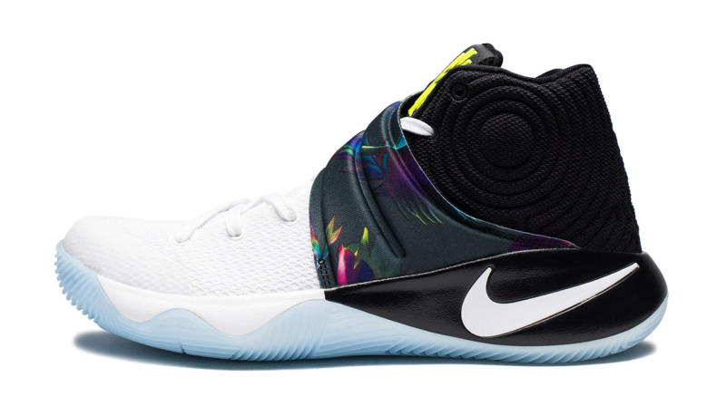 Parade Kyrie 2 | Complex