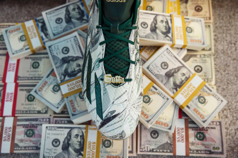 Snoop Dogg Money Cleats | Sole Collector