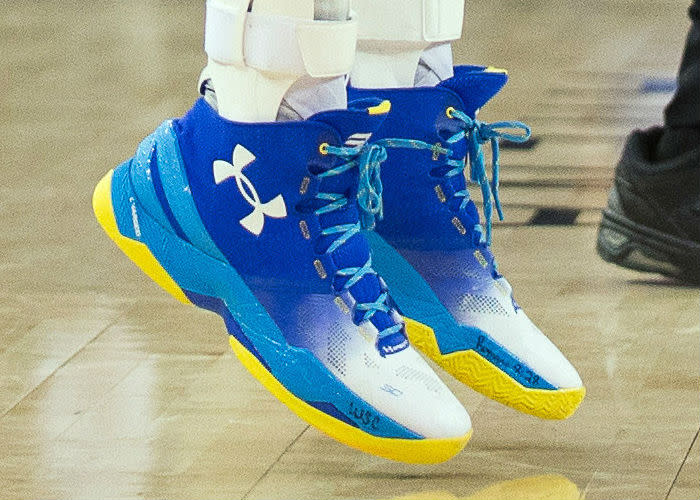 curry 2 blue and yellow