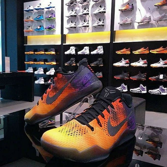 kobe 11 sunset