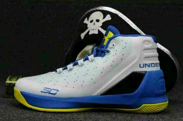 Girls' Preschool Under Armour Curry 2.5 Basketball Shoes