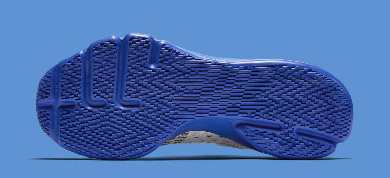 was Spijsverteringsorgaan Politiek Shiny Swooshes for Kevin Durant's Nike KD 8 | Complex