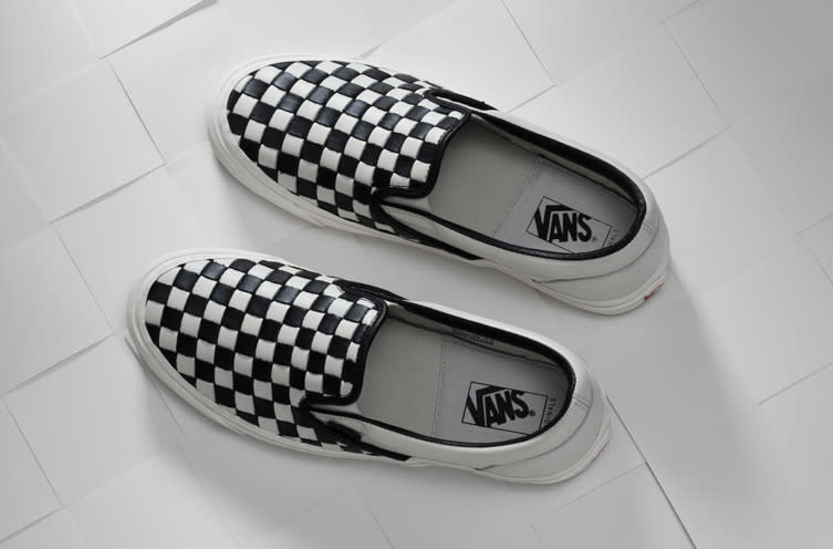 vans slip on checkerboard leather