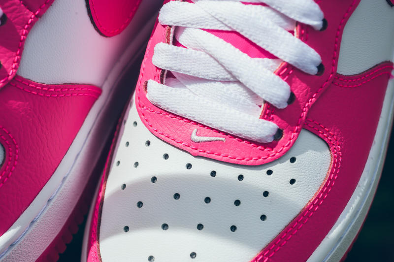 hot pink and white nikes