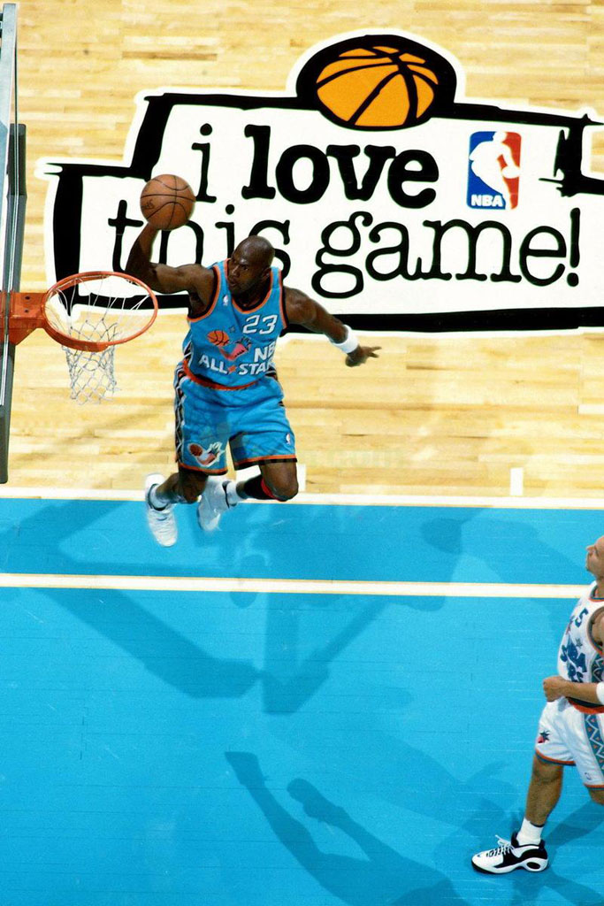 Michael Jordan wearing 'Columbia' Air Jordan XI 11 in the 1996 All-Star Game (5)