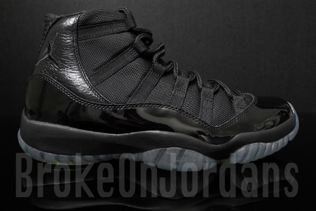 all black retro 11