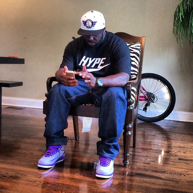 DJ Funk Flex wearing Air Jordan II 2 Iron Purple