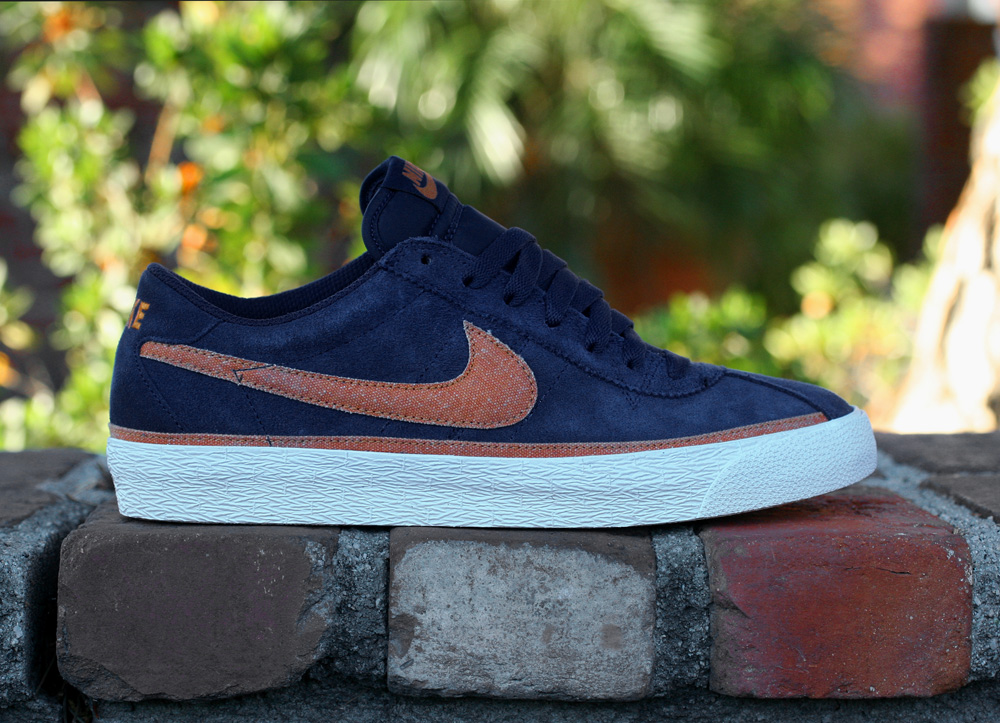 Nike hot sale bruin blue