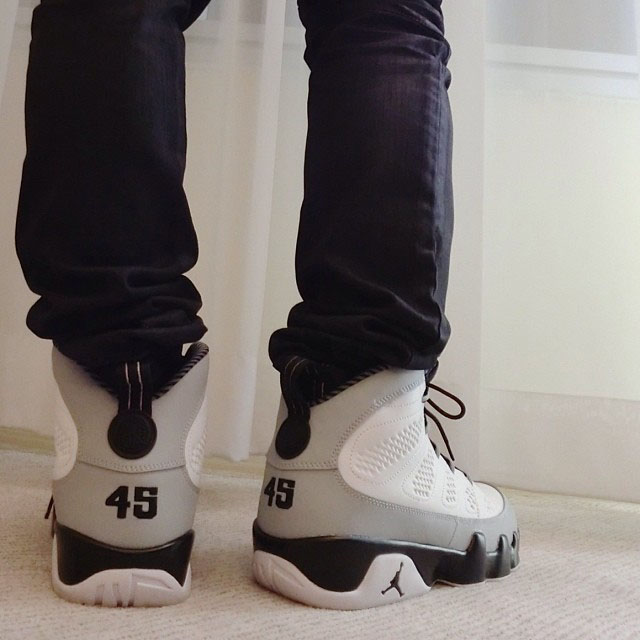 Air Jordan 9 Retro Barons 302370-106  (2)