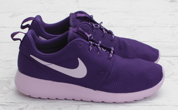 Nike WMNS Roshe Run - Court Purple 