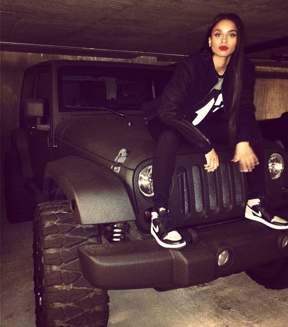 Ciara wearing Air Jordan I 1 Shadow