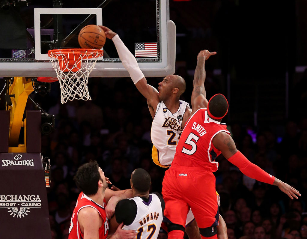 Kobe Bryant Posterizes Josh Smith In Nike Kobe 8 System (8)