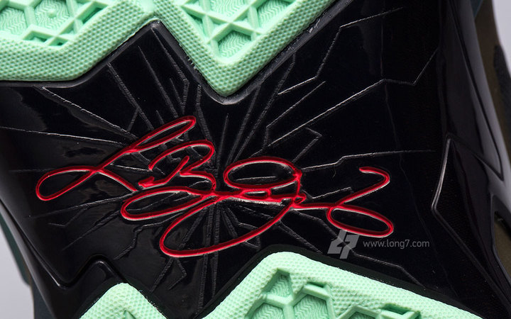 Nike LeBron XI Parachute Gold Release Date 616175-700 (8)