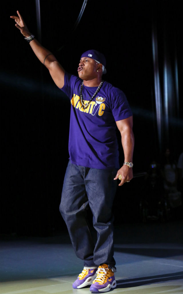 LL Cool J Wearing Sneakersnstuff x Reebok Question Crocus (3)