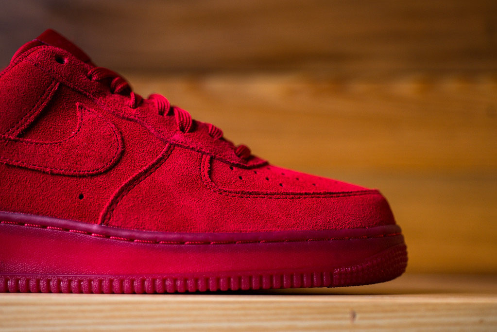 nike air force 1 suede red