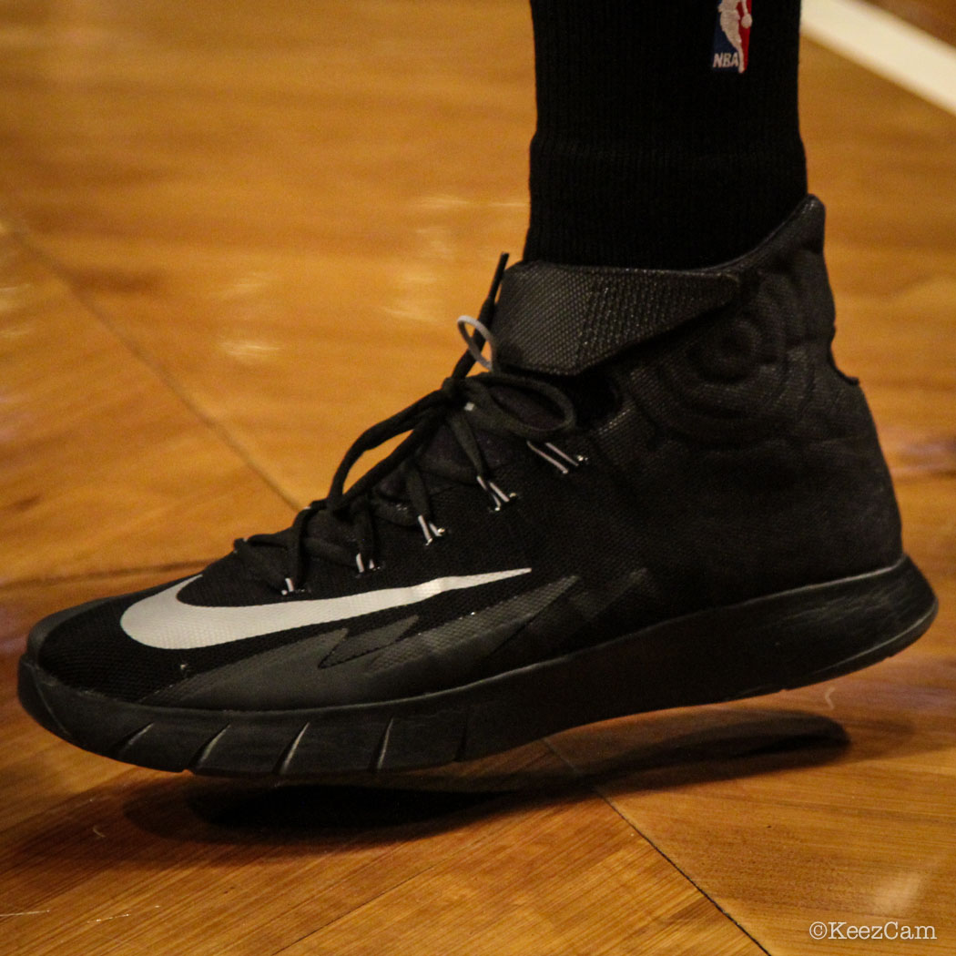 Shannon Brown wearing Nike Zoom HyperRev