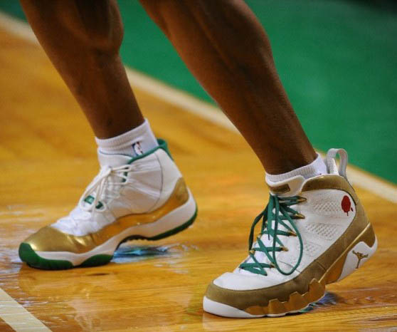 retro 7 ray allen on feet