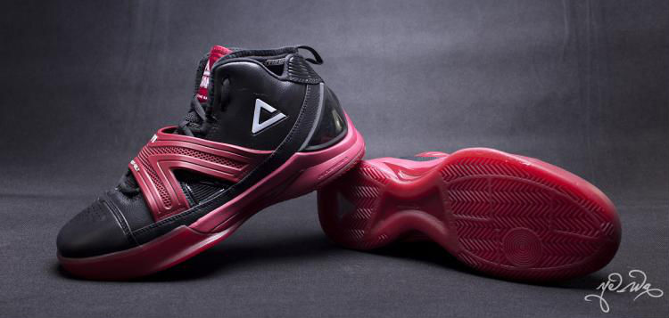 PEAK Battier VII 7 Black Red (1)