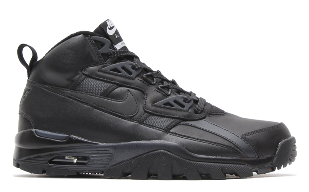 nike air trainer sc black