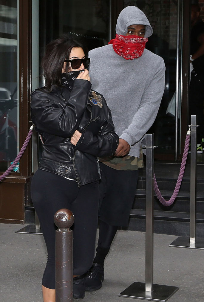 Kanye Wears adidas ZX Flux 'Blackout' in Paris | Complex