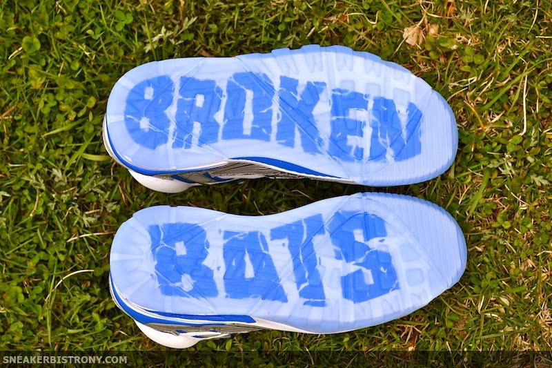 nike broken bats shoes