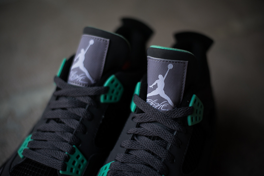 jordan retro 4 black and green