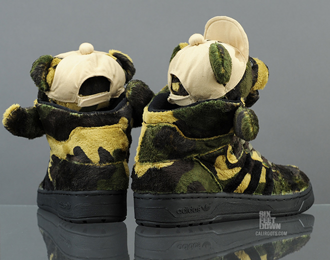 jeremy scott camo bear