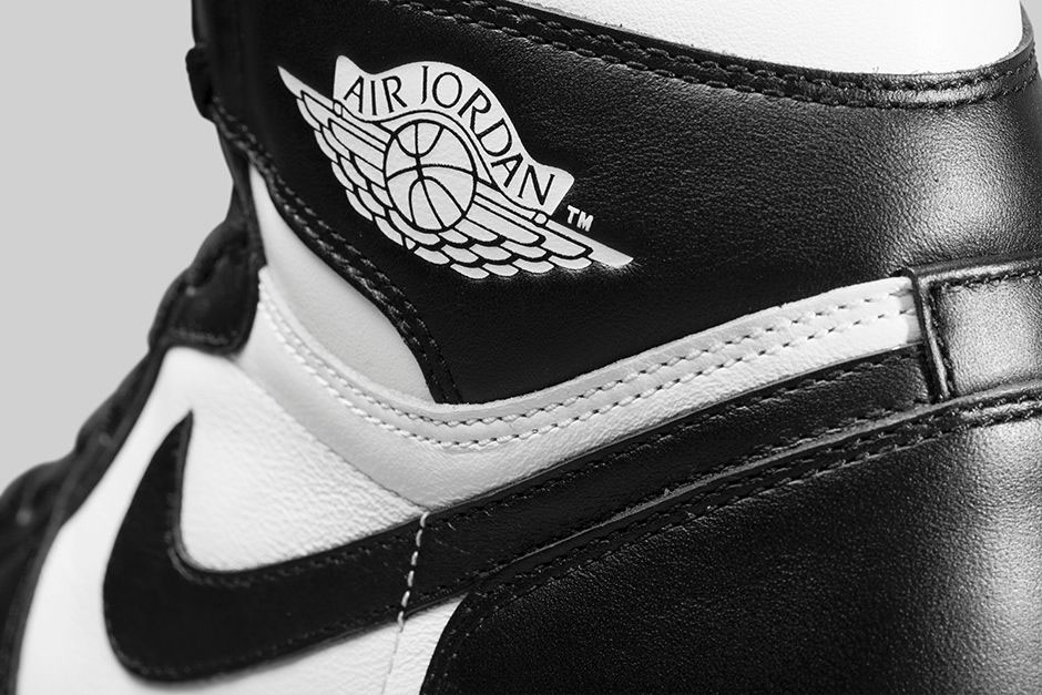 An Official Look At The Black White Air Jordan 1 Retro High Og Sole Collector