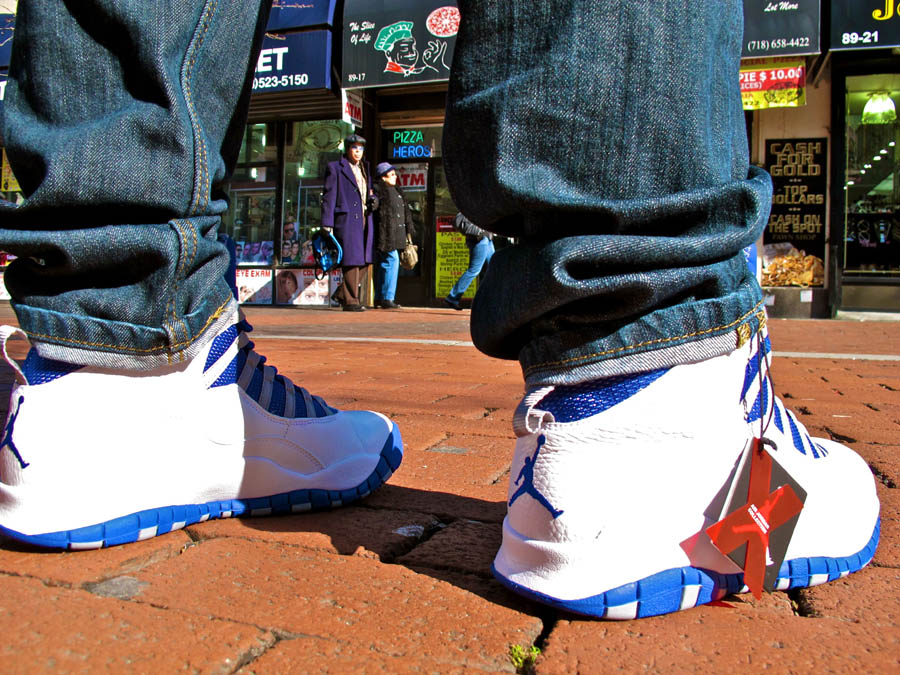 Retro 10 on store feet