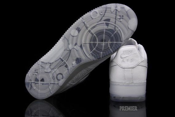 Nike air force hot sale clear bottom