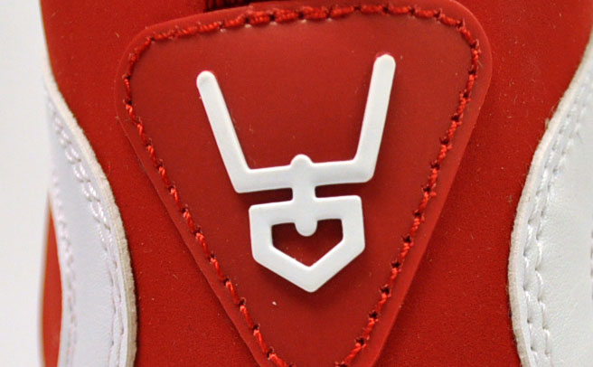 The Greatest Signature Sneaker Logos Of All Time - Deion Sanders Nike Diamond Turf