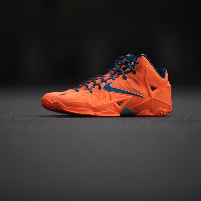 Lebron 11 outlet atomic orange