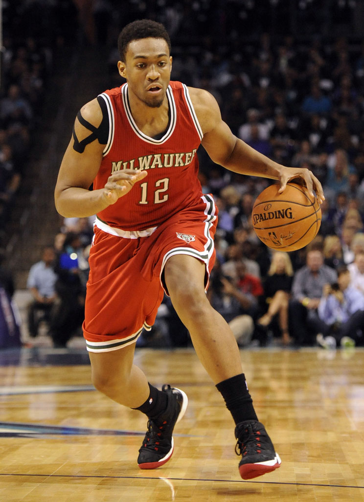 Jabari Parker wearing a 'Bred' Jordan Melo M10 PE