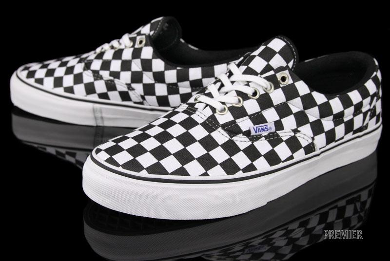 vans checkered tie shoes