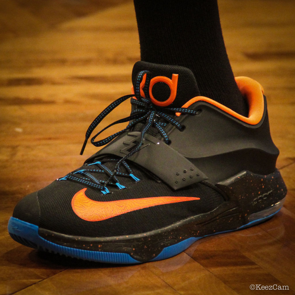 Kevin Durant wearing Nike KD VII 7 OKC Away PE