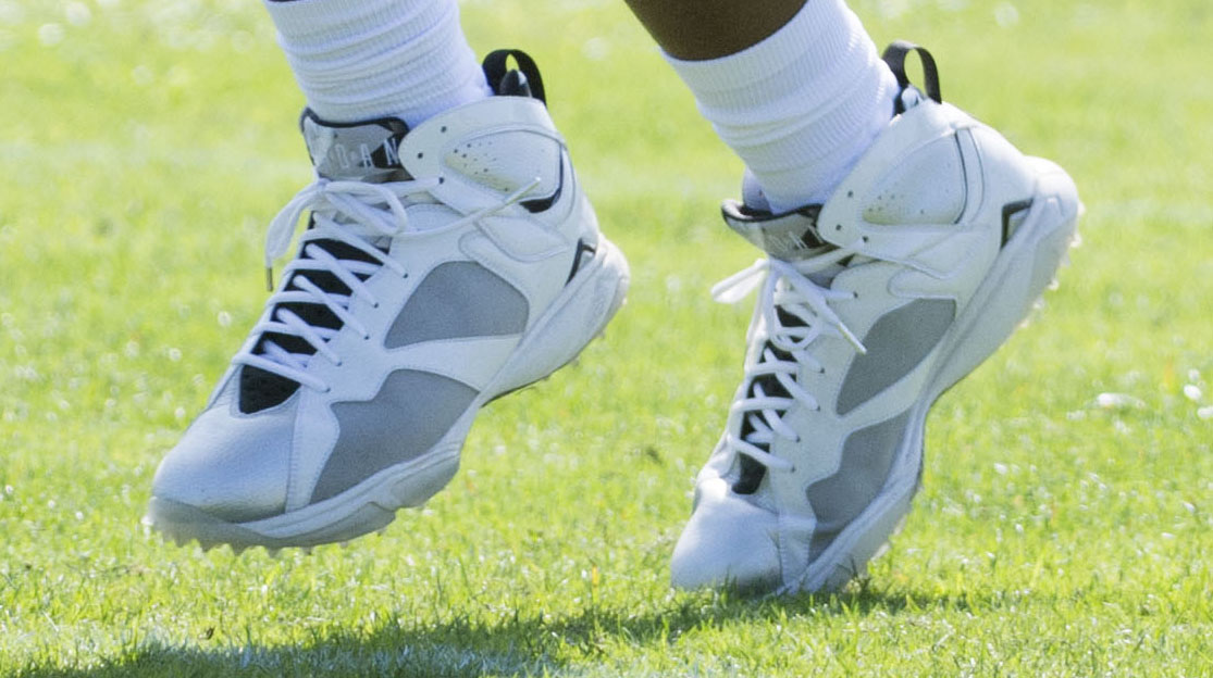 SoleWatch: Charles Woodson Prepares for 