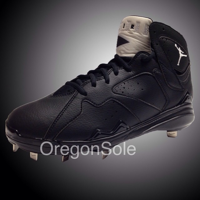 Jordan 7 cheap retro cleat oreo