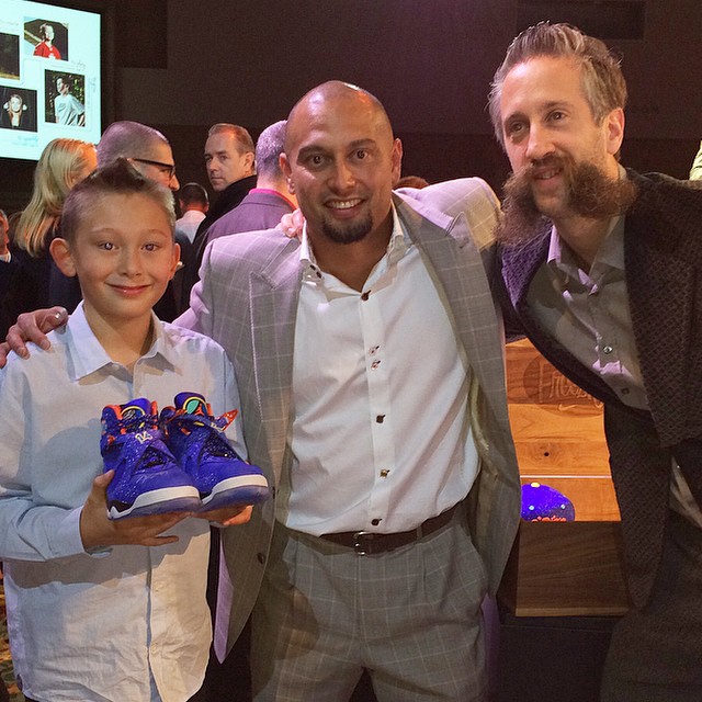 Shane Victorino Picks Up Air Jordan VIII 8 Doernbecher