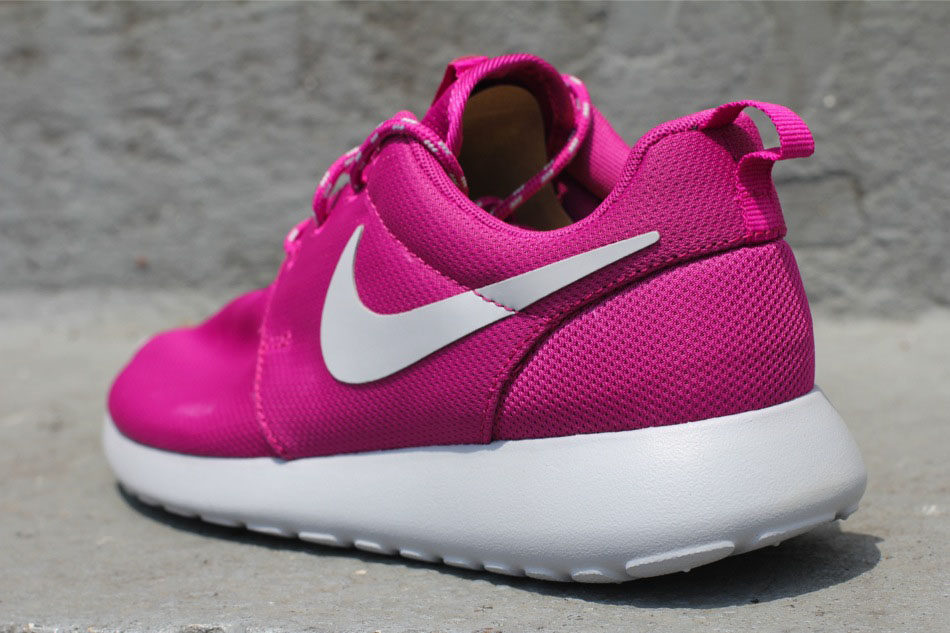 roshe runs pink