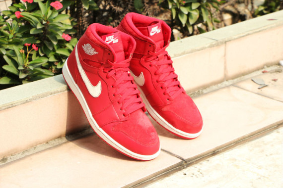 Euro gym clearance red jordan 1