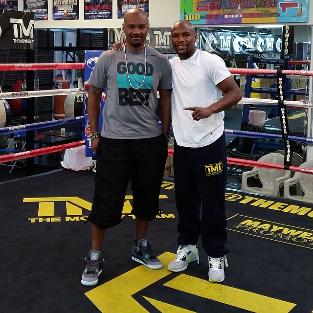 Floyd Mayweather wearing Nike Air Max 90; Big Tigger wearing Air Jordan IV 4 Green Glow