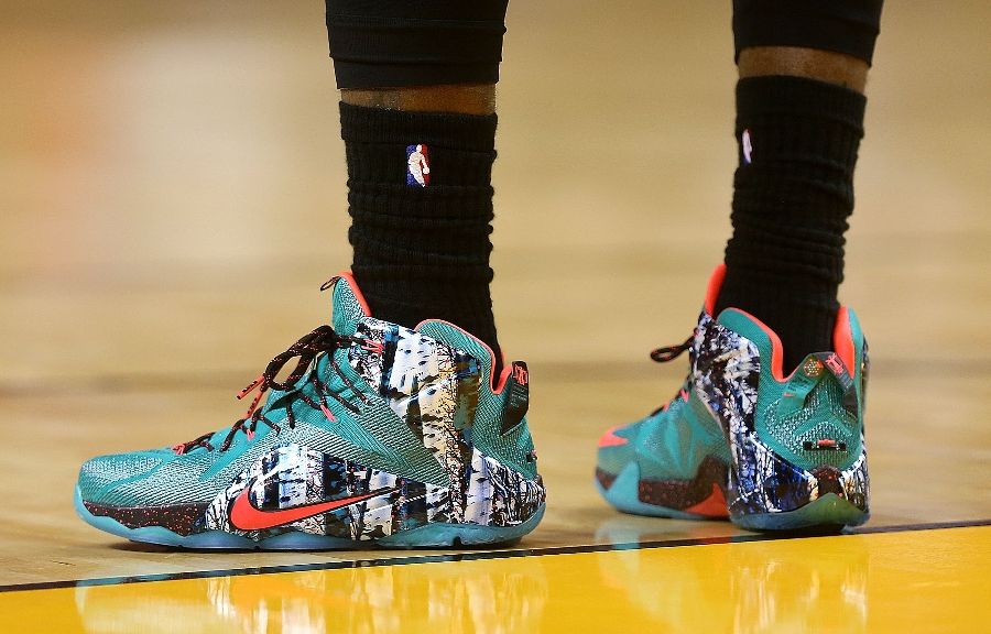 LeBron James wearing Nike LeBron XII 12 Akron Birch (8)