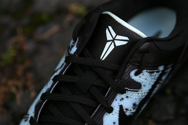 kobe 8 dart frog