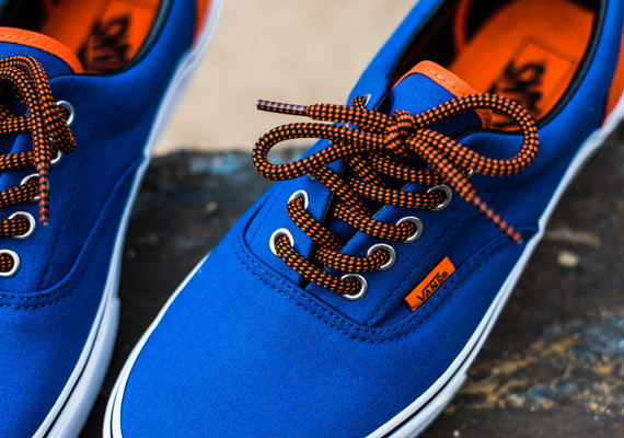 vans era all blue