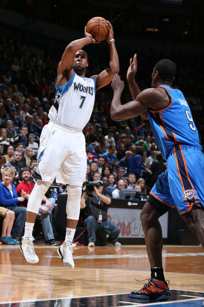 Derrick Williams wearing adidas adizero Crazy Light 2; Serge Ibaka wearing adidas Crazy Fast