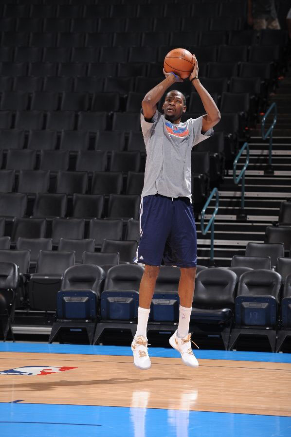 Kevin Durant Wears White/Gold Nike Zoom KD IV | Complex