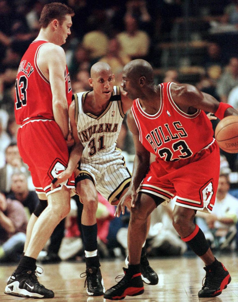 Flashback // Michael Jordan in the Air Jordan XIII Black/True Red ...