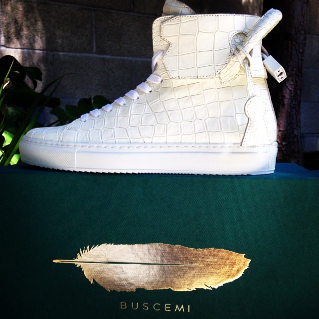 Michael K. Williams Picks Up En Noir x Buscemi 125mm Embossed Croc